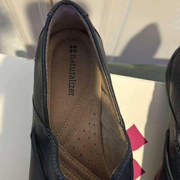 Naturalize Black Slip-On Shoes (Size 8) - Picture 4 of 5